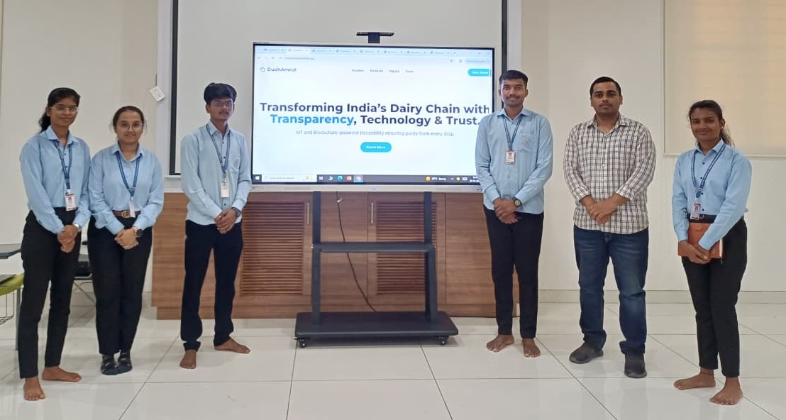 DudhAmrut meeting at the Centre of Excellence in Dairy